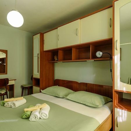 Rooms Mirjana - Centre Of Trogir Extérieur photo