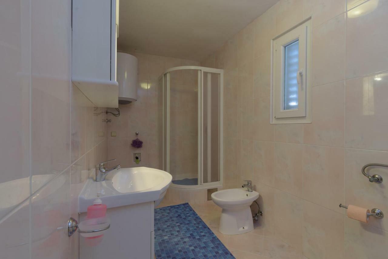 Rooms Mirjana - Centre Of Trogir Extérieur photo