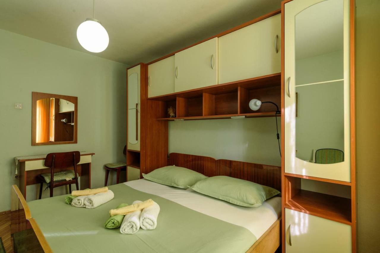 Rooms Mirjana - Centre Of Trogir Extérieur photo